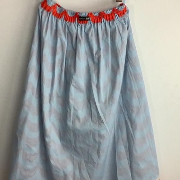 Marimekko A-line pleated Skirt with Smocked Features - Picture 9 of 10